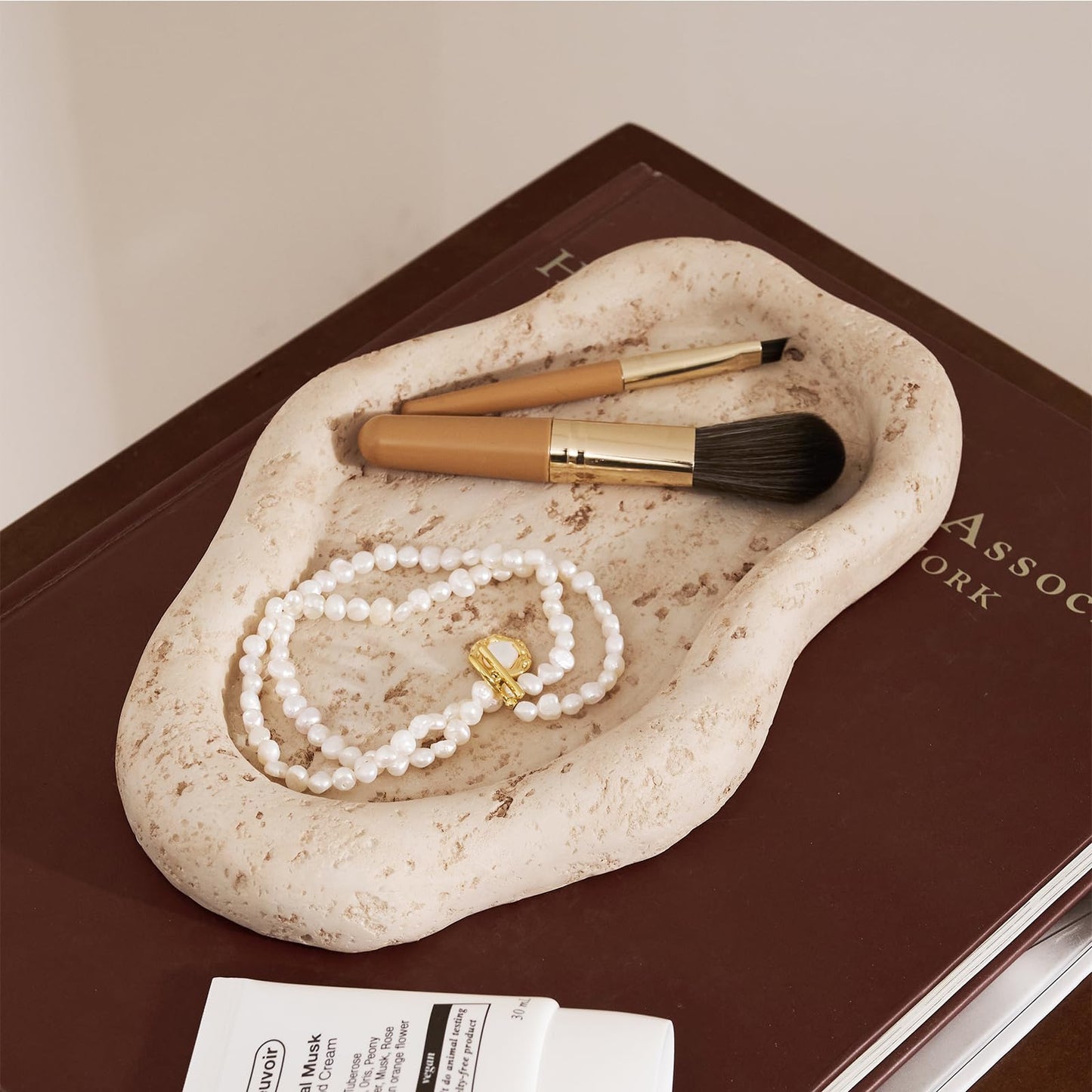 Cloud-Shaped Resin Beige Travertine Decorative Tray